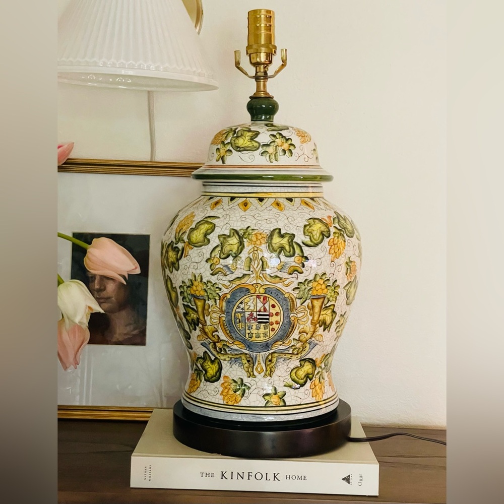 Vintage ARTISTICA Italian majolica ceramic ginger jar lamp